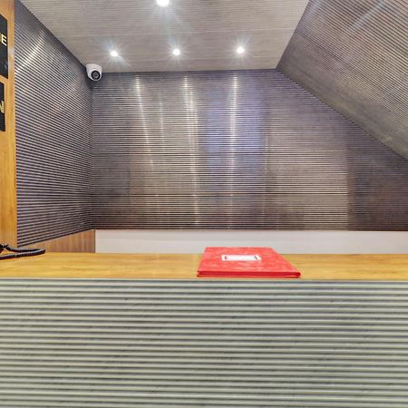 Hotel Enigma Inn ムンバイ エクステリア 写真